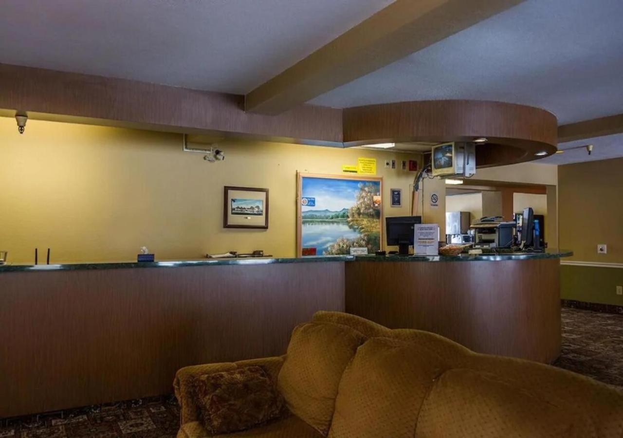 Norwood Inn Minneapolis Roseville Εξωτερικό φωτογραφία