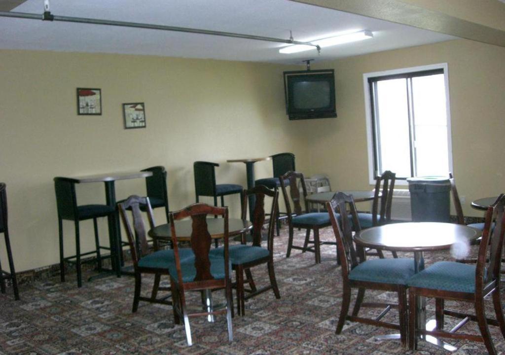 Norwood Inn Minneapolis Roseville Εξωτερικό φωτογραφία