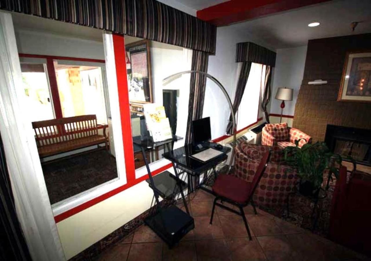 Norwood Inn Minneapolis Roseville Εξωτερικό φωτογραφία